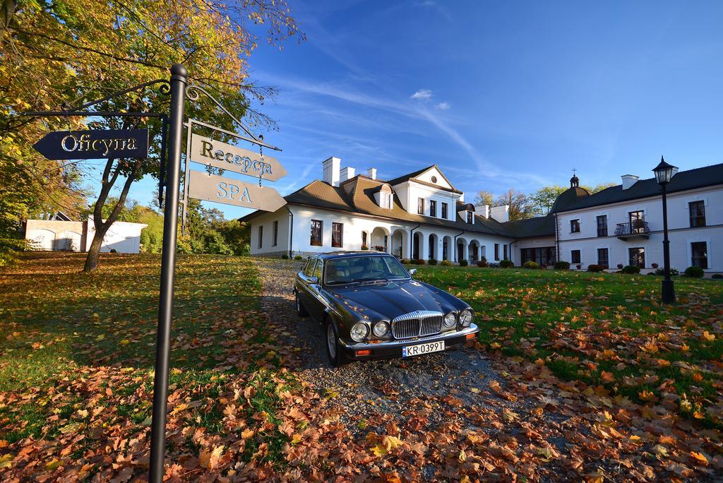Dwor Kombornia Hotel&Spa Exteriér fotografie